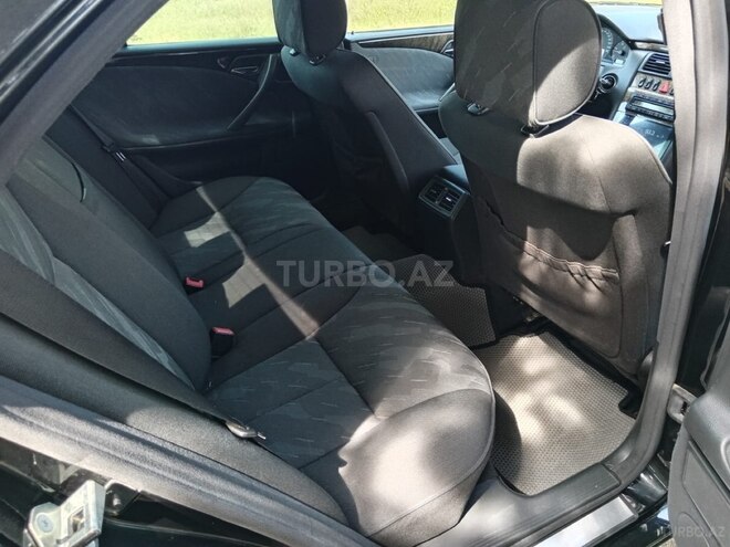 Mercedes E 270 2001, 390,000 km - 2.7 l - Bakı