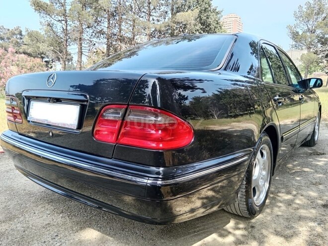 Mercedes E 270 2001, 390,000 km - 2.7 l - Bakı