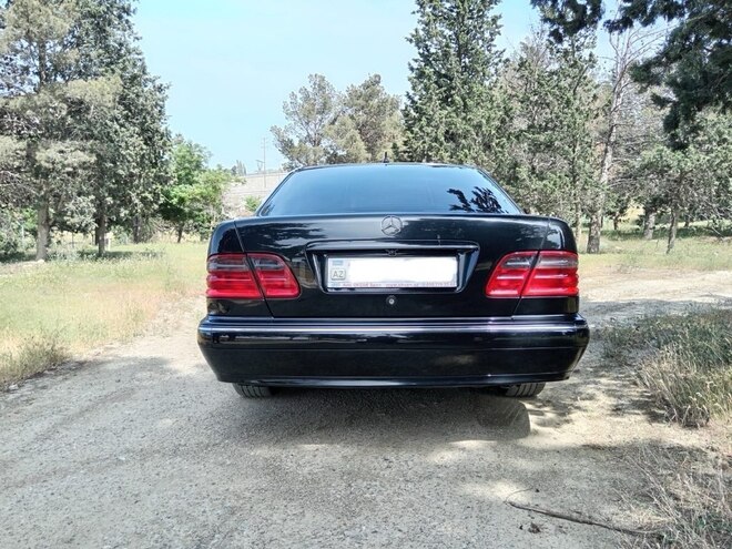 Mercedes E 270 2001, 390,000 km - 2.7 l - Bakı