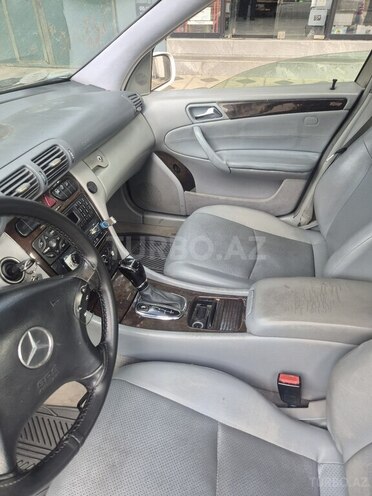 Mercedes C 240 2001, 270,000 km - 2.4 л - Gəncə