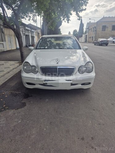 Mercedes C 240 2001, 270,000 km - 2.4 л - Gəncə