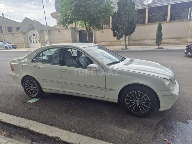 Mercedes C 240 2001, 270,000 km - 2.4 л - Gəncə