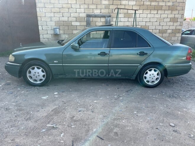 Mercedes C 220 1994, 384,000 km - 2.2 л - Beyləqan