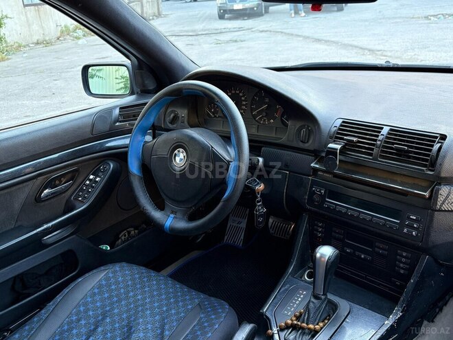 BMW 528 1997, 270,000 km - 2.8 l - Bakı