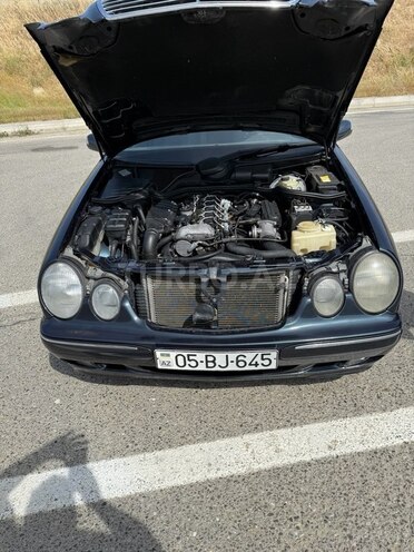 Mercedes E 270 2001, 391,000 km - 2.7 l - Bakı