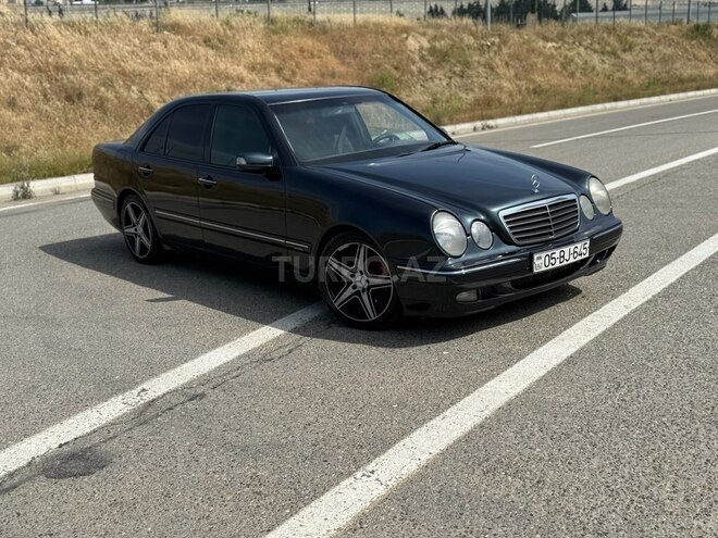 Mercedes E 270 2001, 391,000 km - 2.7 l - Bakı