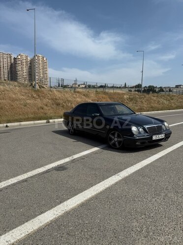 Mercedes E 270 2001, 391,000 km - 2.7 l - Bakı