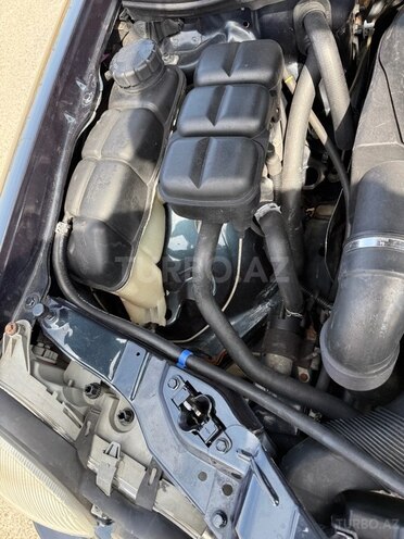 Mercedes E 270 2001, 391,000 km - 2.7 l - Bakı