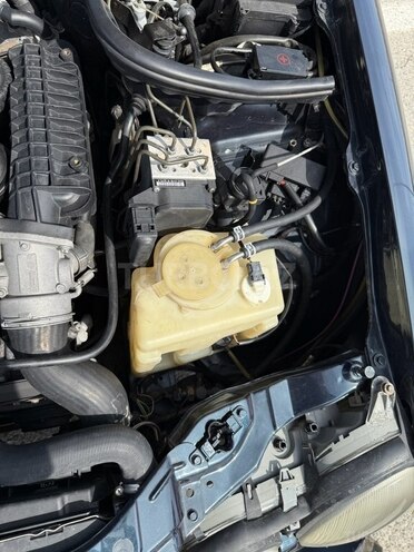 Mercedes E 270 2001, 391,000 km - 2.7 l - Bakı