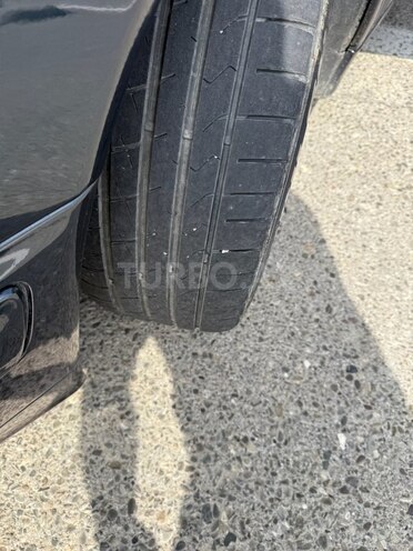 Mercedes E 270 2001, 391,000 km - 2.7 l - Bakı