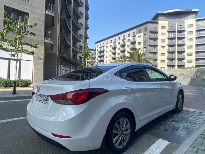 Hyundai Elantra 2015, 116,500 km - 1.8 l - Bakı