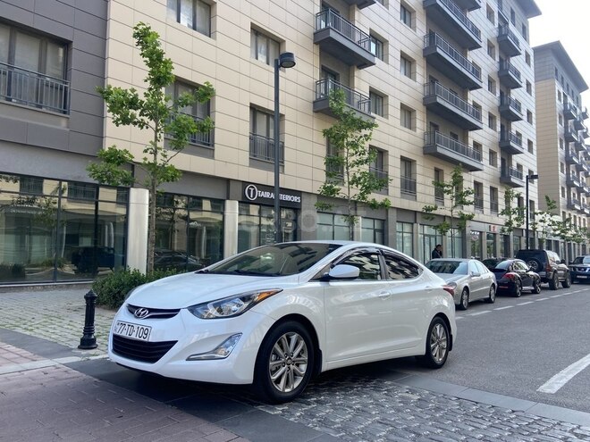 Hyundai Elantra 2015, 116,500 km - 1.8 l - Bakı