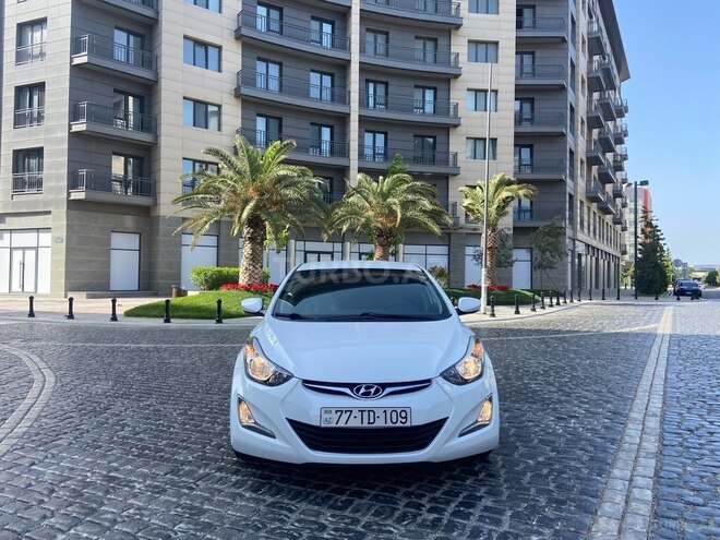 Hyundai Elantra 2015, 116,500 km - 1.8 l - Bakı
