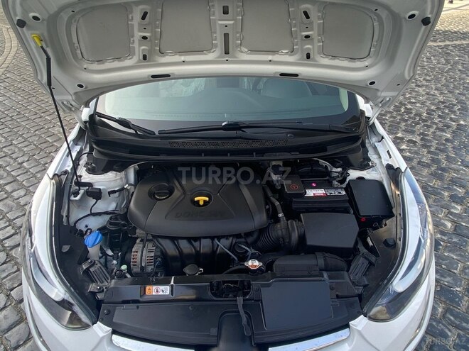 Hyundai Elantra 2015, 116,500 km - 1.8 l - Bakı
