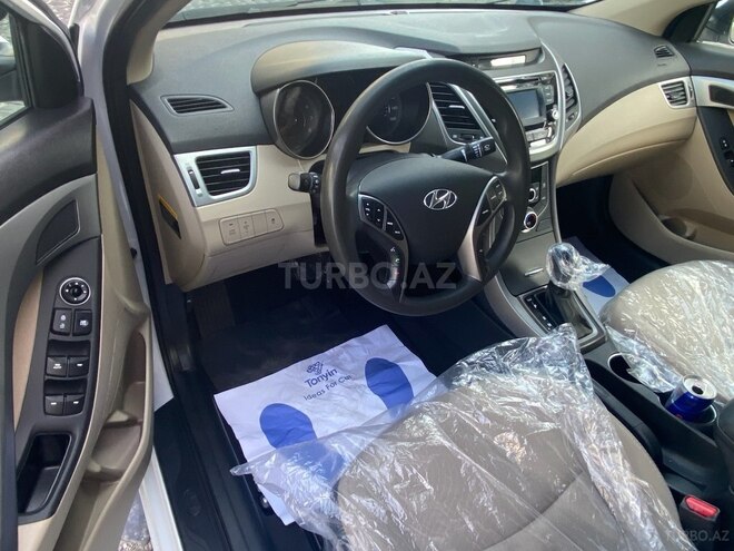 Hyundai Elantra 2015, 116,500 km - 1.8 l - Bakı