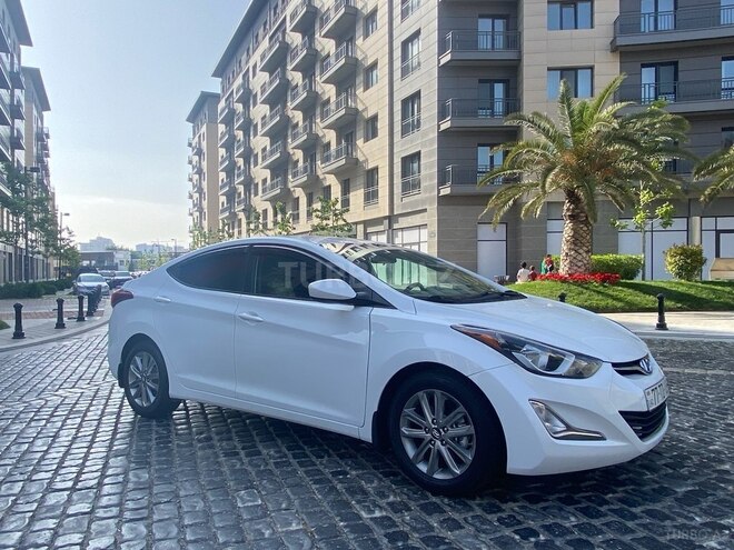 Hyundai Elantra 2015, 116,500 km - 1.8 l - Bakı