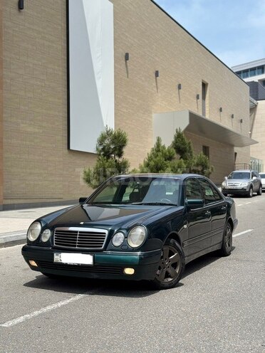 Mercedes E 230 1996, 490,000 km - 2.3 л - Bakı