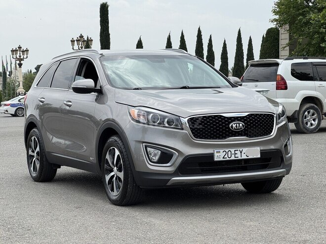 Kia Sorento-1
