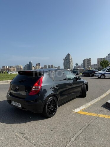 Hyundai i30 2009, 203,000 km - 1.4 л - Bakı