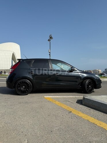 Hyundai i30 2009, 203,000 km - 1.4 л - Bakı
