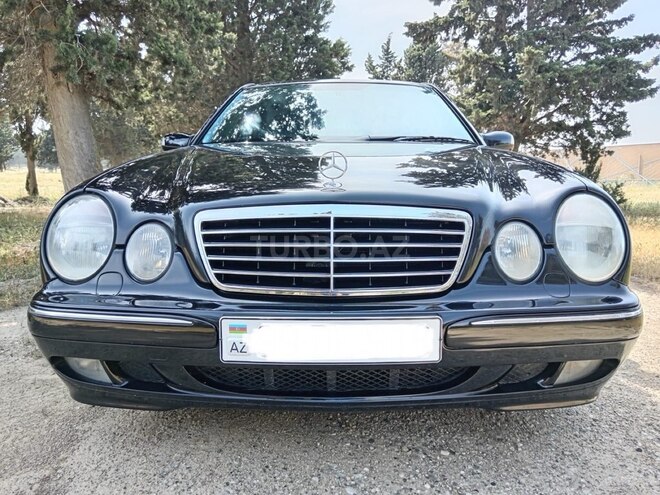 Mercedes E 270 2001, 390,000 km - 2.7 l - Bakı