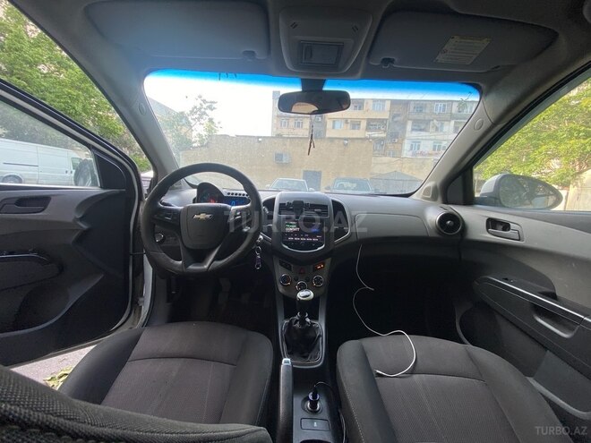 Chevrolet Aveo-3