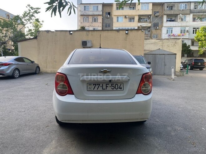 Chevrolet Aveo-2
