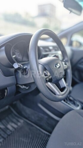 Kia Rio 2015, 113,000 km - 1.6 l - Bakı