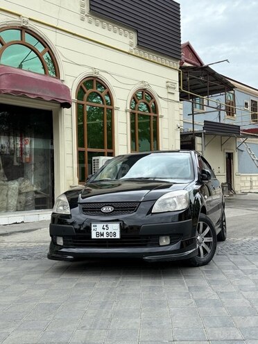 Kia Rio 2006, 355,600 km - 1.4 l - Yevlax