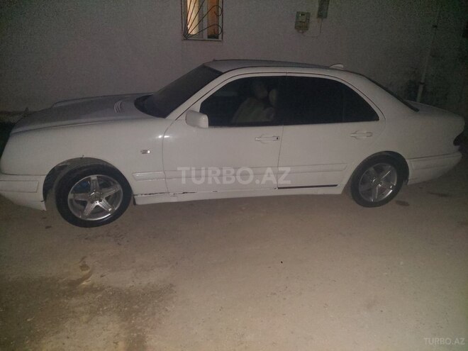Mercedes E 220 d 1997, 315,000 km - 2.2 l - Bakı