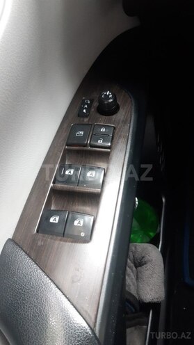 Toyota Prius 2018, 129,900 km - 1.8 l - Bakı