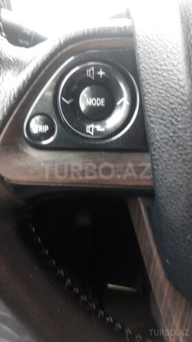 Toyota Prius 2018, 129,900 km - 1.8 l - Bakı