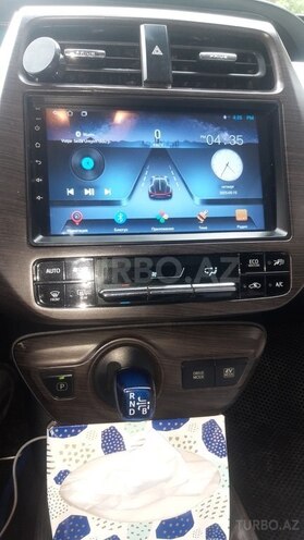 Toyota Prius 2018, 129,900 km - 1.8 l - Bakı
