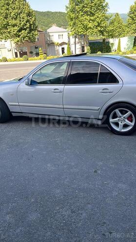 Mercedes E 240 1998, 334,000 km - 2.4 l - Balakən