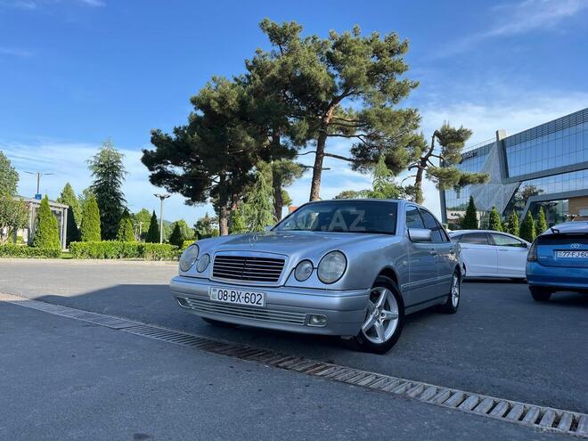 Mercedes E 240 1998, 334,000 km - 2.4 l - Balakən