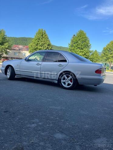 Mercedes E 240 1998, 334,000 km - 2.4 l - Balakən