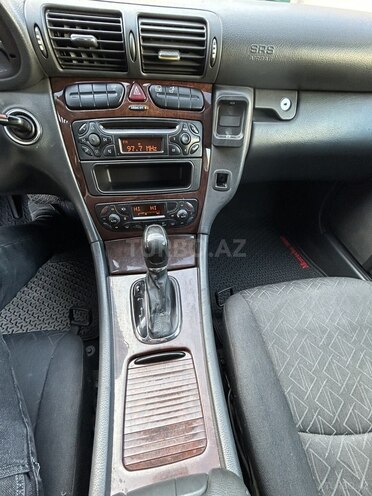 Mercedes C 200-9