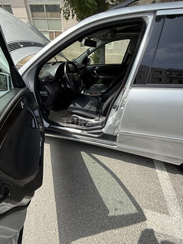 Mercedes C 220 d 2007, 223,480 km - 2.2 l - Bakı
