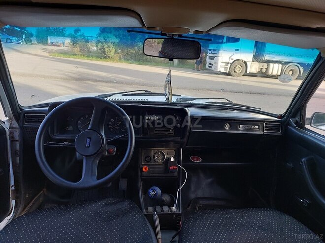 LADA (VAZ) 2107 2001, 95,000 km - 1.6 l - Saatlı