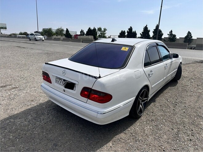 Mercedes E 230 1996, 323,000 km - 2.3 l - Bakı