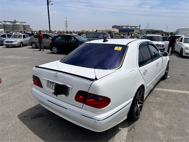 Mercedes E 230 1996, 323,000 km - 2.3 l - Bakı
