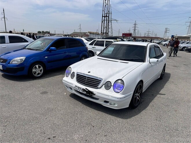 Mercedes E 230 1996, 323,000 km - 2.3 l - Bakı