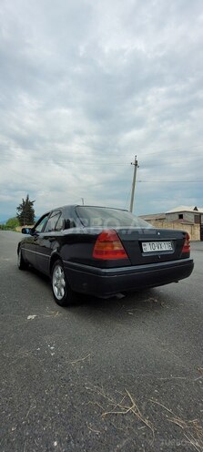 Mercedes C 180 1994, 324,582 km - 1.8 l - Zaqatala