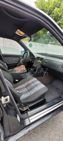Mercedes C 180 1994, 324,582 km - 1.8 l - Zaqatala