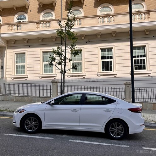Hyundai Elantra 2016, 226,000 km - 2.0 л - Bakı