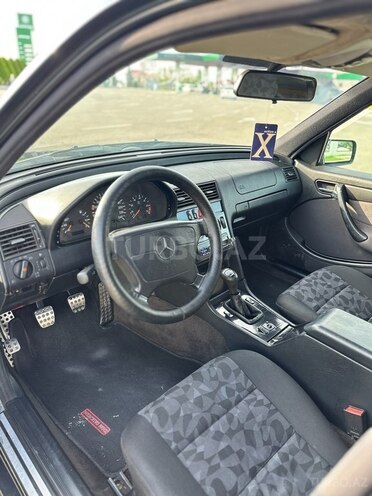 Mercedes C 200 1997, 234,000 km - 2.0 л - Qazax