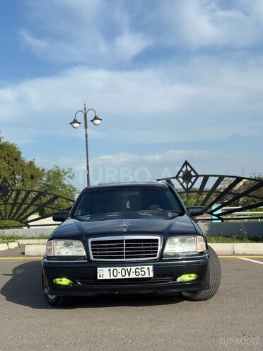 Mercedes C 200 1997, 234,000 km - 2.0 л - Qazax