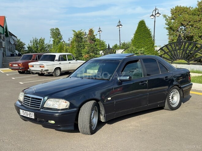Mercedes C 200 1997, 234,000 km - 2.0 л - Qazax