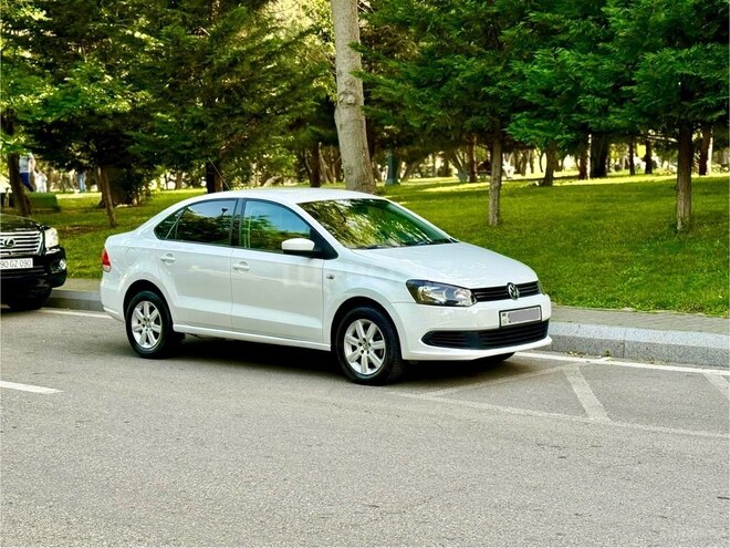 Volkswagen Polo 2012, 182,564 km - 1.6 л - Bakı