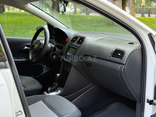 Volkswagen Polo 2012, 182,564 km - 1.6 л - Bakı
